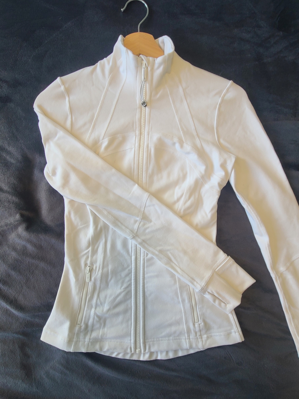 4 hip length - Lululemon define jacket (Nulu)